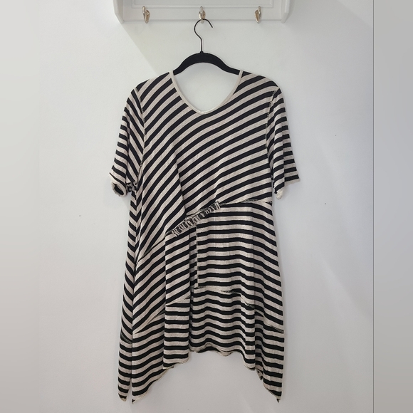 CATY LESCA PARIS Black & Tan Multi Stripe Short Sleeve Boho Tunic Top M-L - Picture 2 of 14